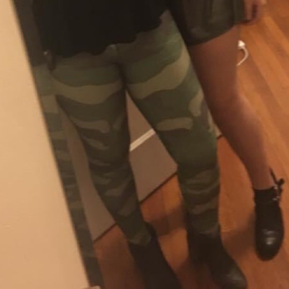 Ultrafit camo legging - Picture 3 of 3